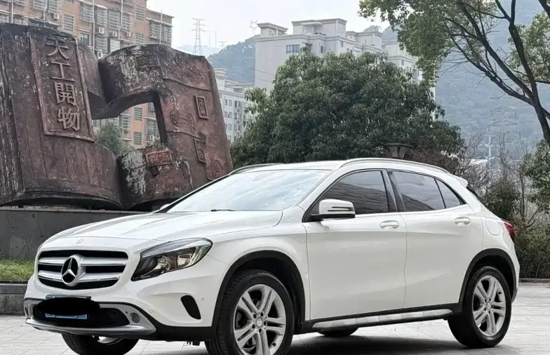 Mercedes-Benz GLA 2017 из Китая
