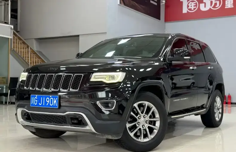 Jeep Grand Cherokee (Import) 2017 из Китая