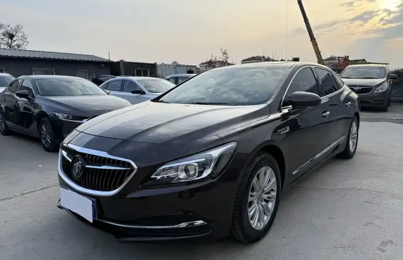 Buick LaCrosse 2018 из Китая