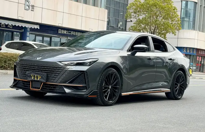 Changan UNI-V 2022 из Китая