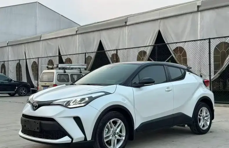 Toyota C-HR 2024 из Китая