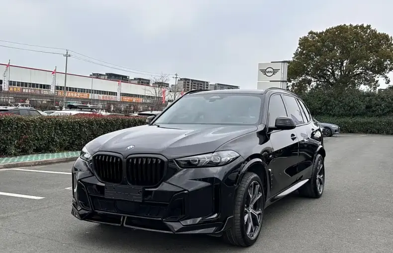 BMW X5 2025 из Китая