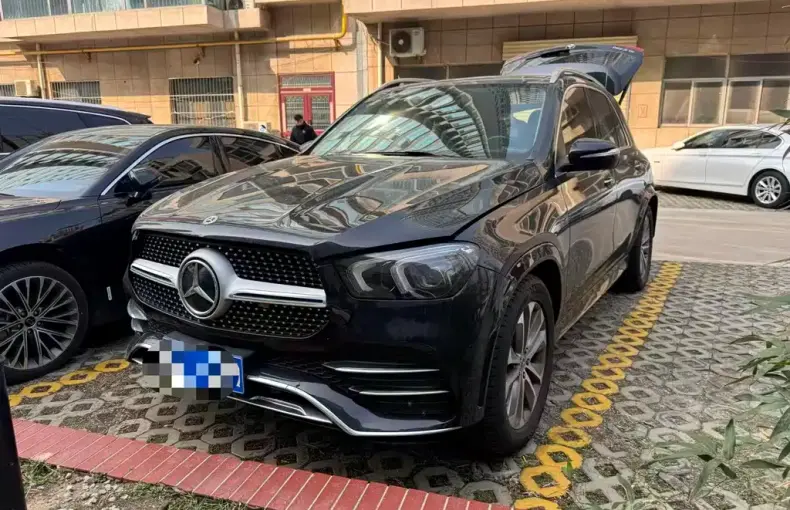 Mercedes-Benz GLE 2023 из Китая