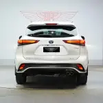 Toyota Crown Kluger 2023 из Китая