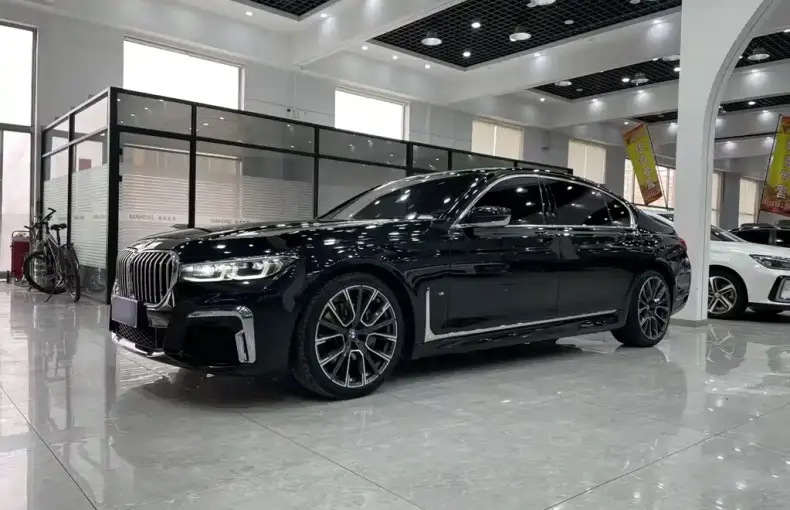 BMW 7 Series 2019 из Китая