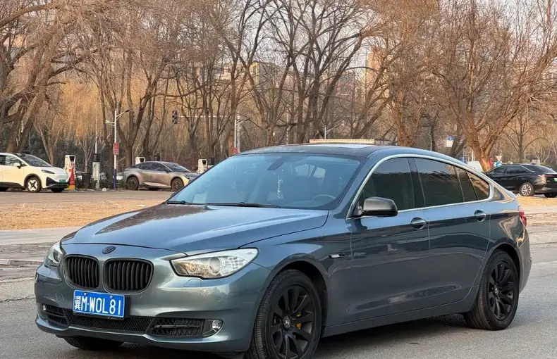 BMW 5 Series GT 2012 из Китая
