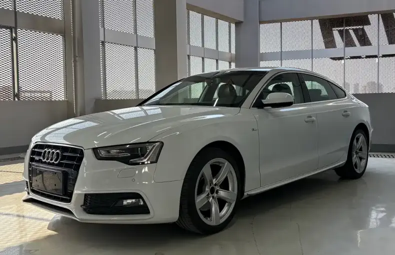 Audi A5 (Import) 2016 из Китая