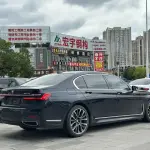BMW 7 Series 2022 340 л.с. 340 л.с. 340 л.с. из Китая