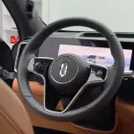 AITO 问界 AITO M8 2025 160 л.с. — лот 57810431 из Китая