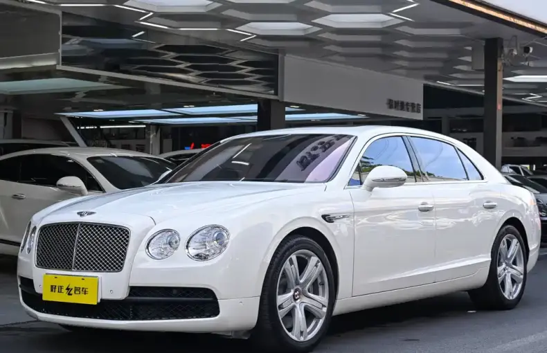 Bentley Flying Spur 2016 из Китая