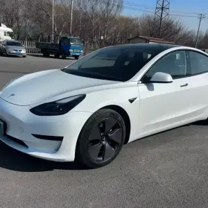Tesla Model 3 2021 из Китая