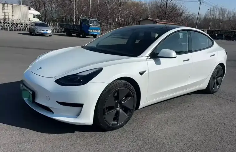 Tesla Model 3 2021 из Китая