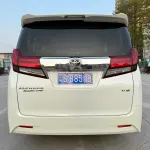 Toyota Alphard 2017 из Китая