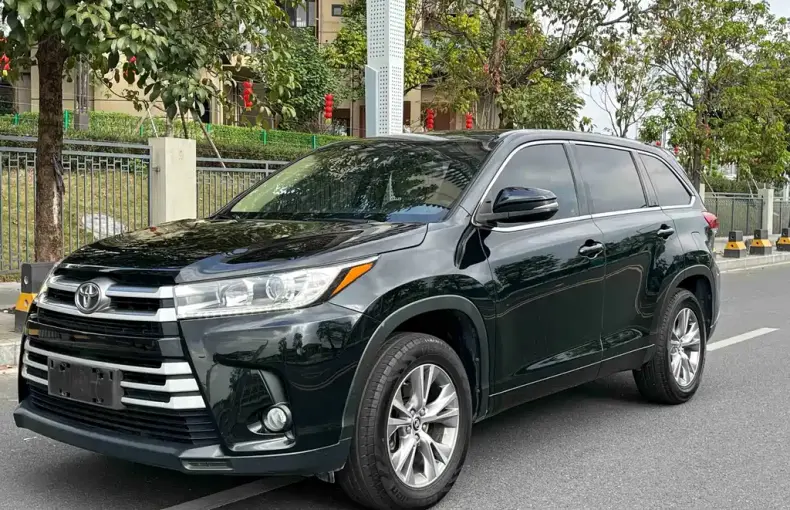 Toyota Highlander 2019 из Китая