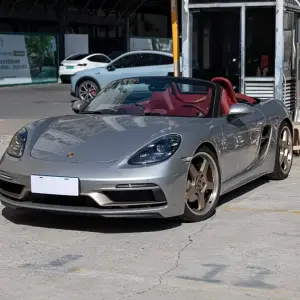 Porsche 718 2022 366 л.с. из Китая