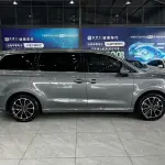 Roewe iMAX8 2023 из Китая