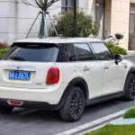 MINI Mini 2021 102 л.с. — лот 57829670 из Китая