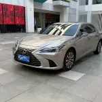 Lexus ES 2025 из Китая