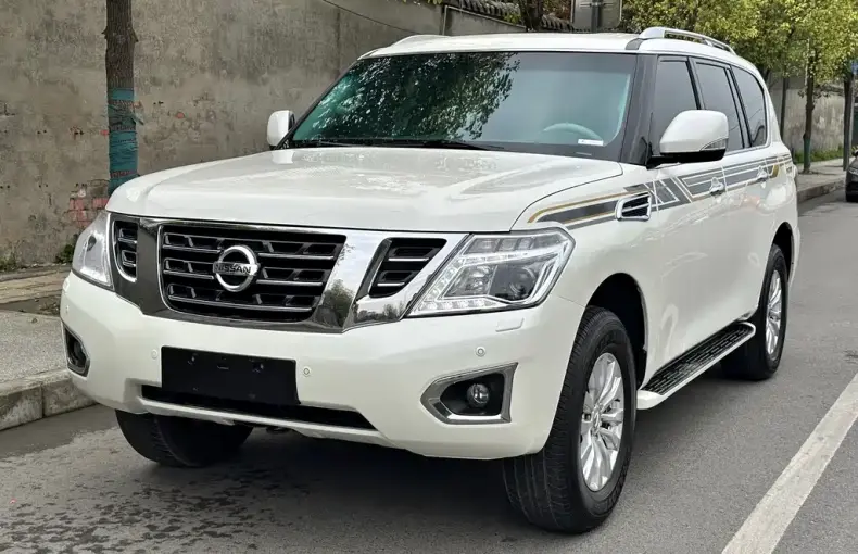 Nissan Patrol 2017 из Китая