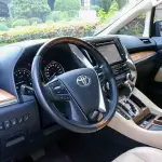 Toyota Alphard 2018 из Китая