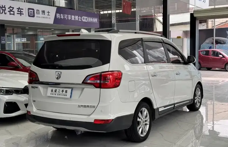 Baojun 730 2017 из Китая