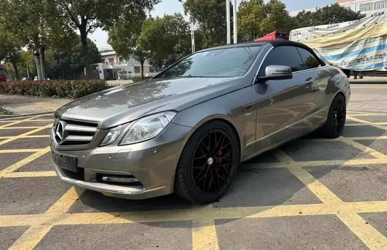 Mercedes-Benz E-Class (Import) 2011 из Китая
