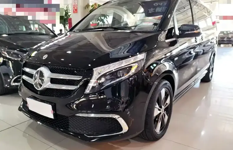 Mercedes-Benz V-Class 2022 из Китая