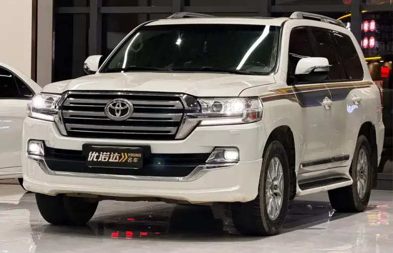 Toyota Land Cruiser 2019 из Китая