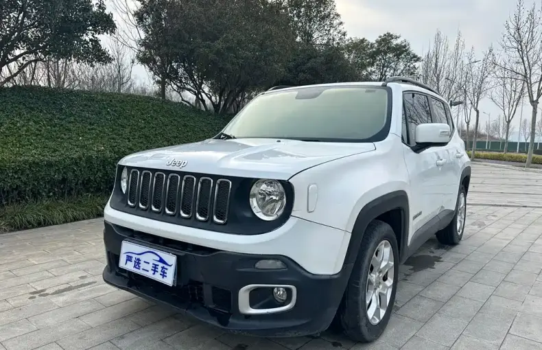 Jeep Renegade 2016 из Китая