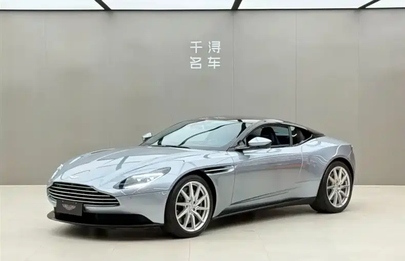 Aston Martin DB11 2021 из Китая