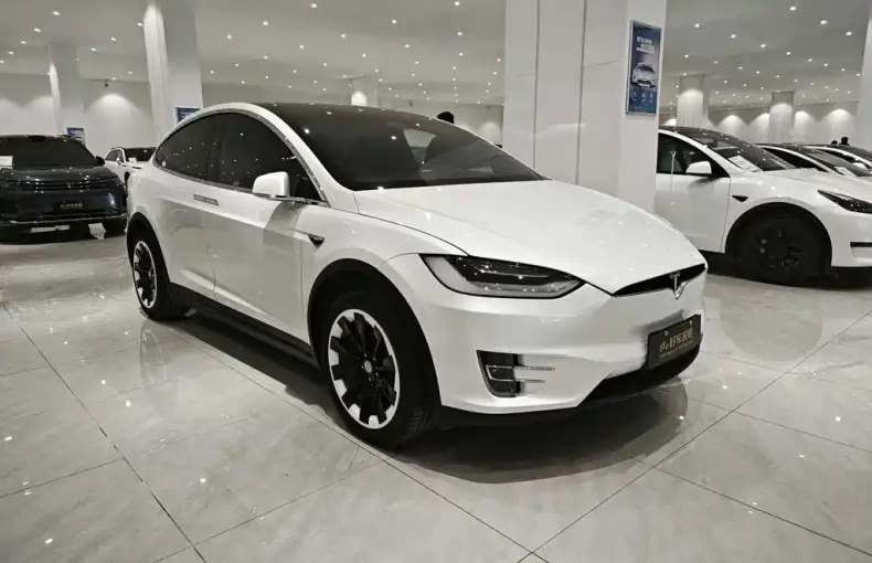 Tesla Model X 2020 из Китая