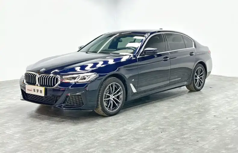 BMW 5 Series 2023 из Китая