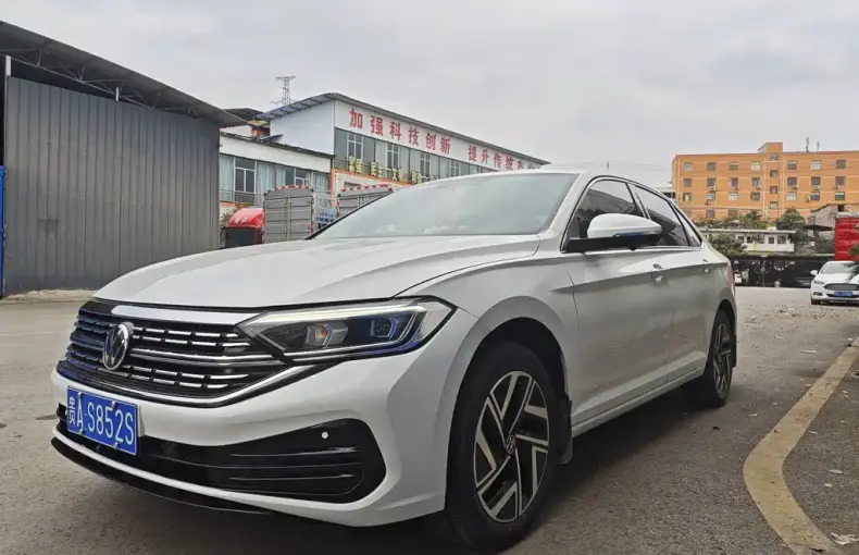 Volkswagen Sagitar 2023 из Китая