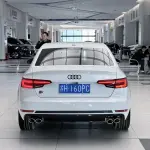 Audi A4L 2018 из Китая