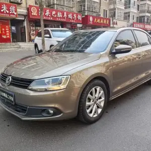 Volkswagen Sagitar 2012 из Китая