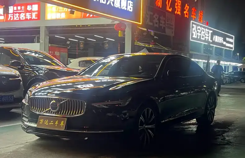Volvo S90 2022 из Китая
