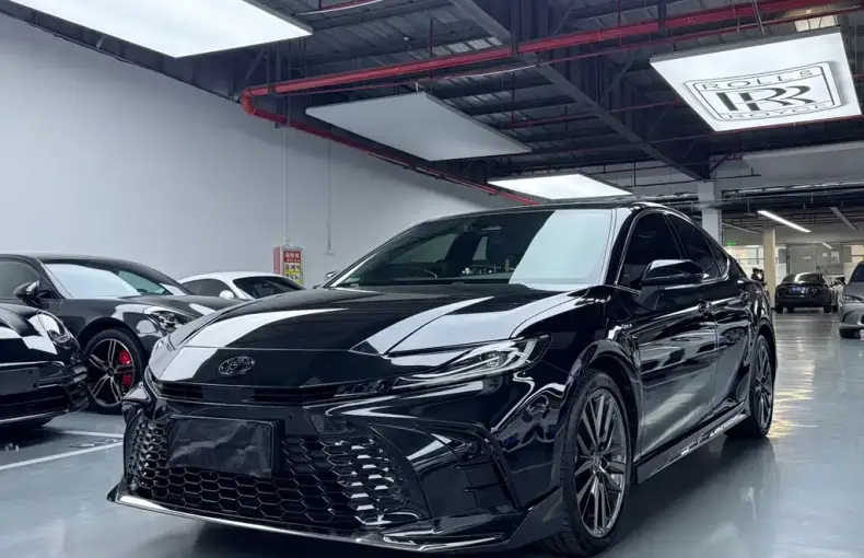 Toyota Camry 2025 из Китая