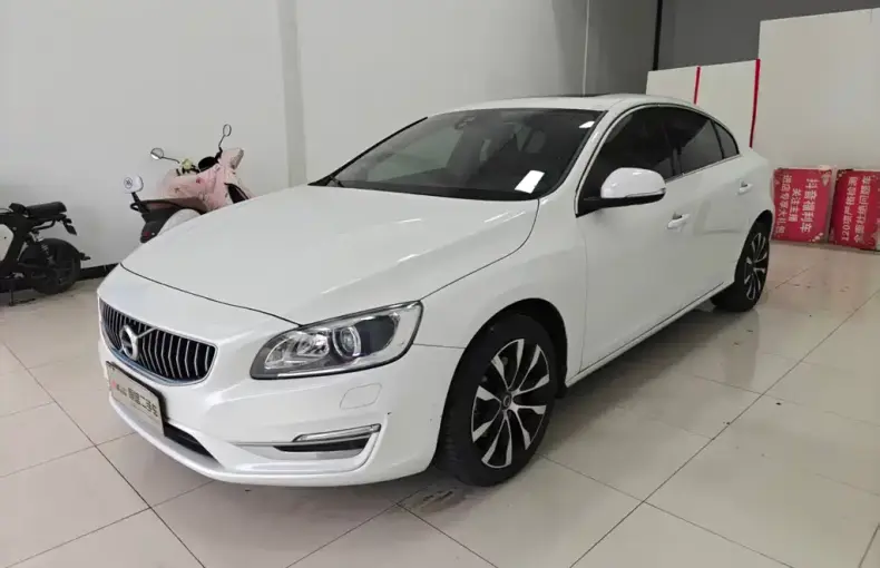 Volvo S60 2018 из Китая