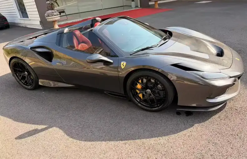 Ferrari F8 2022 из Китая