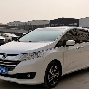 Honda Odyssey 2015 из Китая
