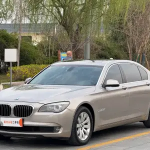 BMW 7 Series 2012 из Китая