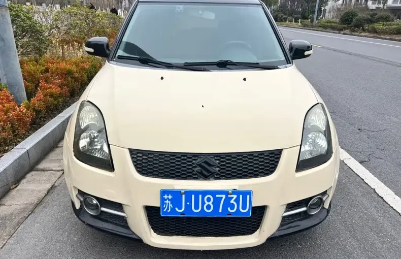 Suzuki Swift 2012 из Китая