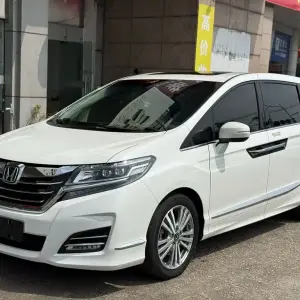 Honda Elysion 2017 из Китая