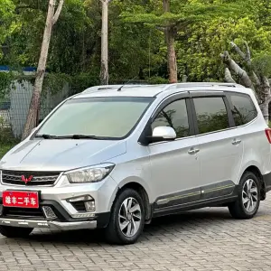 Wuling Hongguang 2016 из Китая