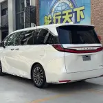Lexus LM из Китая