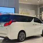 Toyota Alphard 2021 из Китая