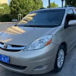 Toyota Sienna 2009 из Китая