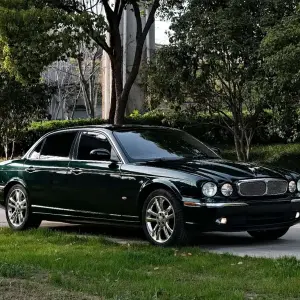 Jaguar XJ 2007 244 л.с. — лот 57582535 из Китая