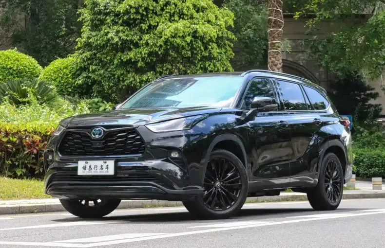 Toyota Highlander 2024 из Китая