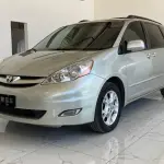 Toyota Sienna 2007 из Китая